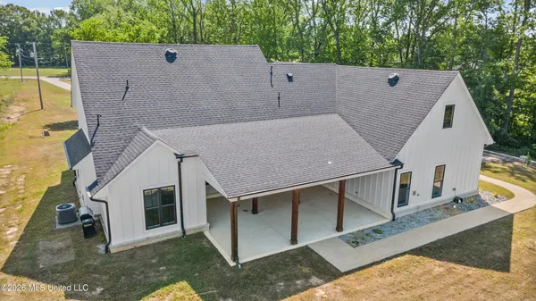 $520,000 | 84 Dudley Place, Byhalia, MS 38611