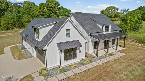 $520,000 | 84 Dudley Place, Byhalia, MS 38611