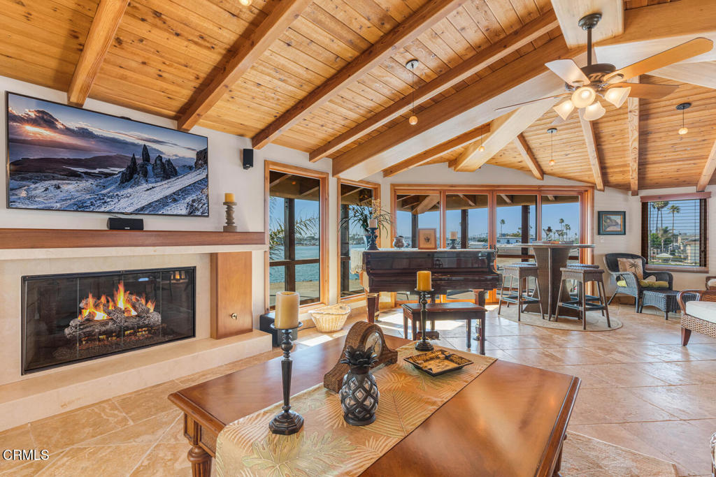 268 Sunset Drive Oxnard, CA 93035 - Photo 5 of 32 268 Sunset Dr Oxnard CA 93035-large-014-