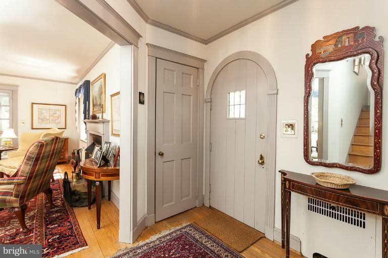 4102 Westview Road Baltimore, MD 21218 - Photo 15 of 30 Interior (General)