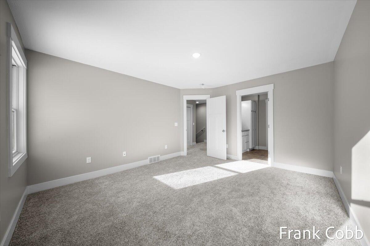 2511 Chestnut Trail Muskegon, MI 49442 - Photo 14 of 26 21-DSC_5263