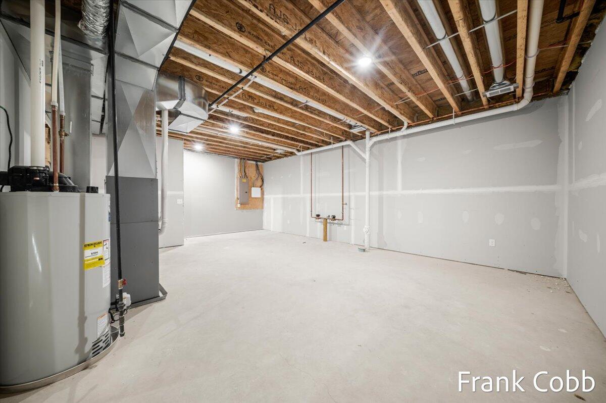 2511 Chestnut Trail Muskegon, MI 49442 - Photo 19 of 26 28-DSC_5313