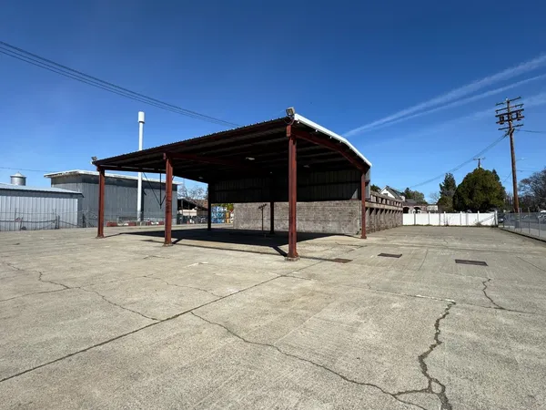 a view of outdoor space