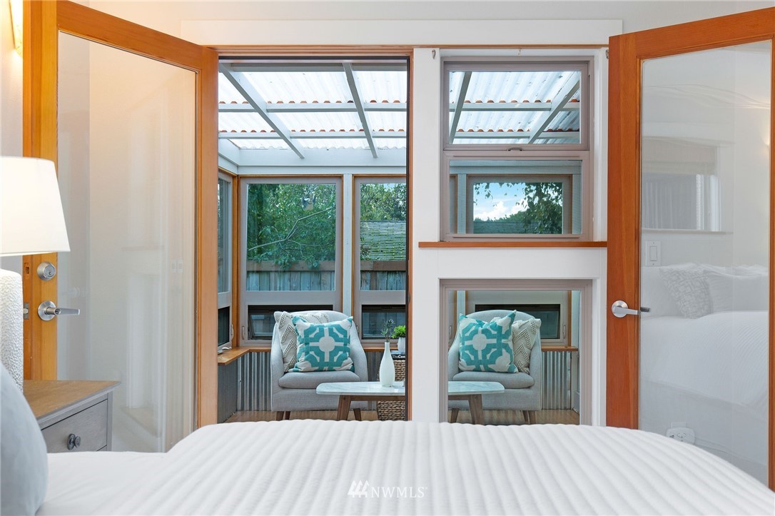 3958 1st Avenue Northwest Seattle, WA 98103 - Photo 12 of 32 Gallery Image 12