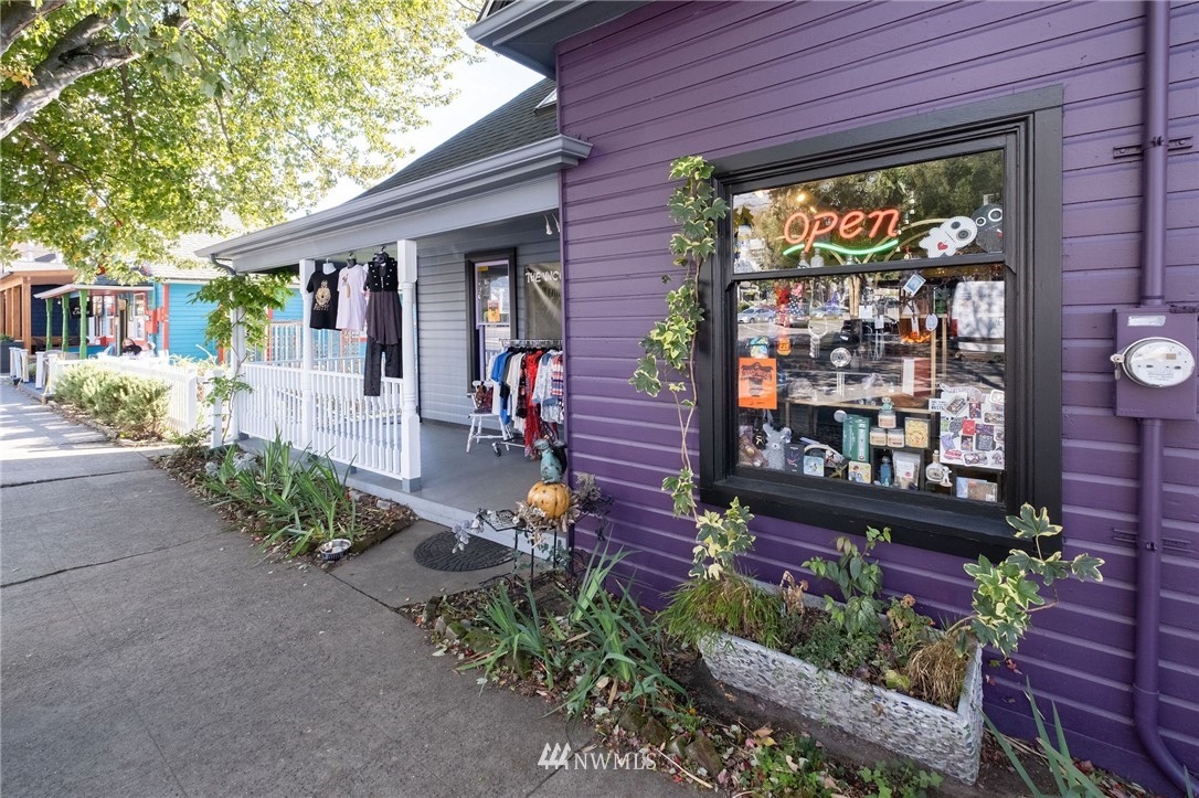 3958 1st Avenue Northwest Seattle, WA 98103 - Photo 28 of 32 Gallery Image 28