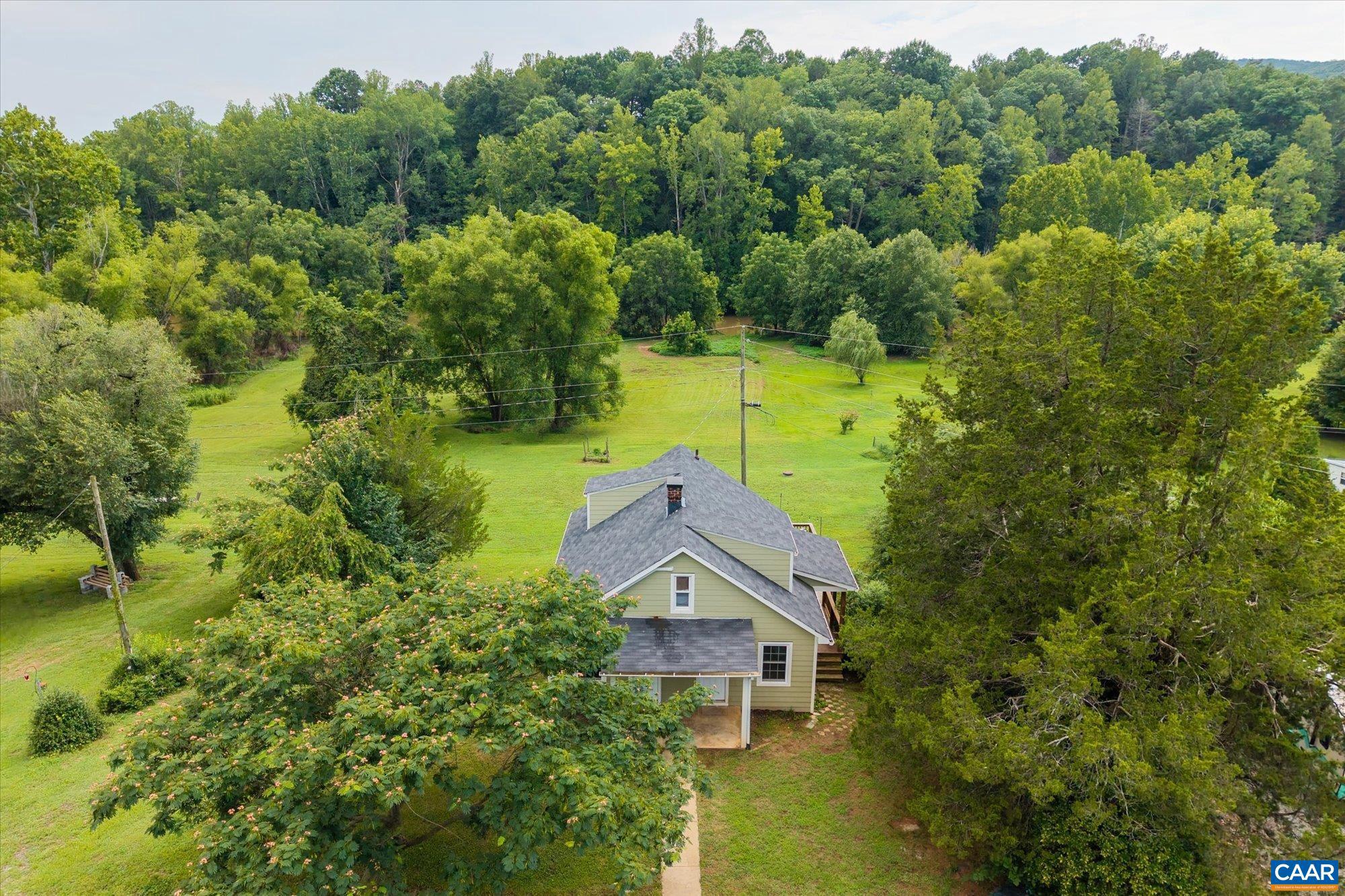 403 Riverside Drive Schuyler, VA 22969 - Photo 2 of 28 Gallery Image 2