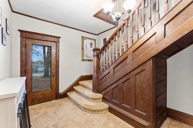 $294,000 | 1045 Grove Street, Cumberland, WI 54829