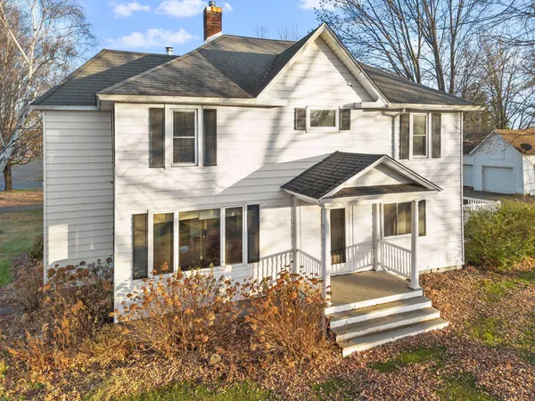 $289,000 | 1045 Grove Street, Cumberland, WI 54829