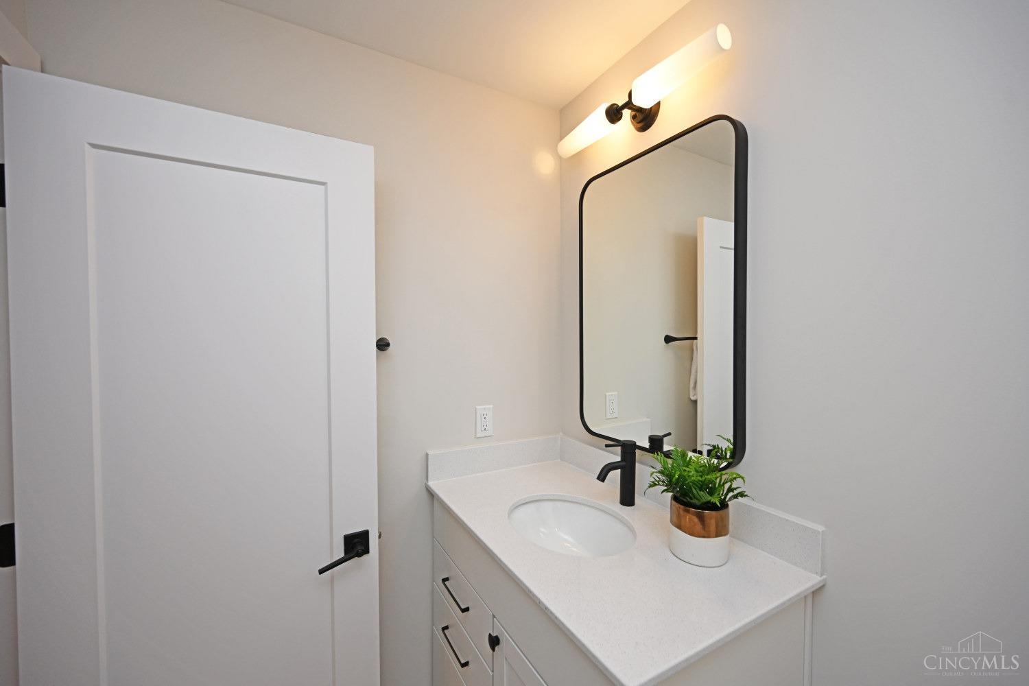 11697 Seven Gables Road Cincinnati, OH 45249 - Photo 46 of 49 Gallery Image 46