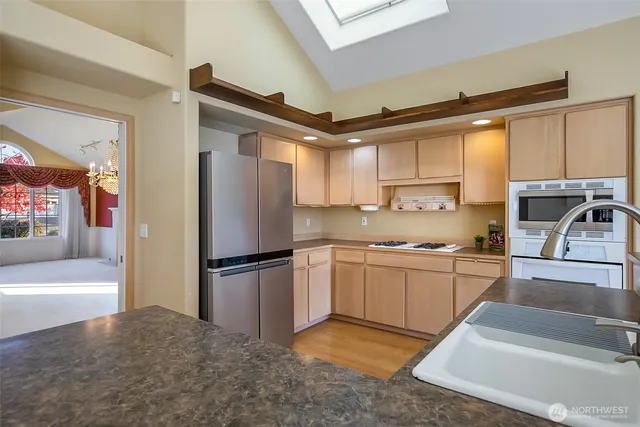 $959,950 | 13322 47th Place West, Mukilteo, WA 98275