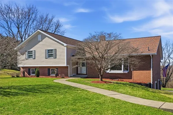 $499,900 | 6073 Morrow Lane, Gibsonia, PA 15044