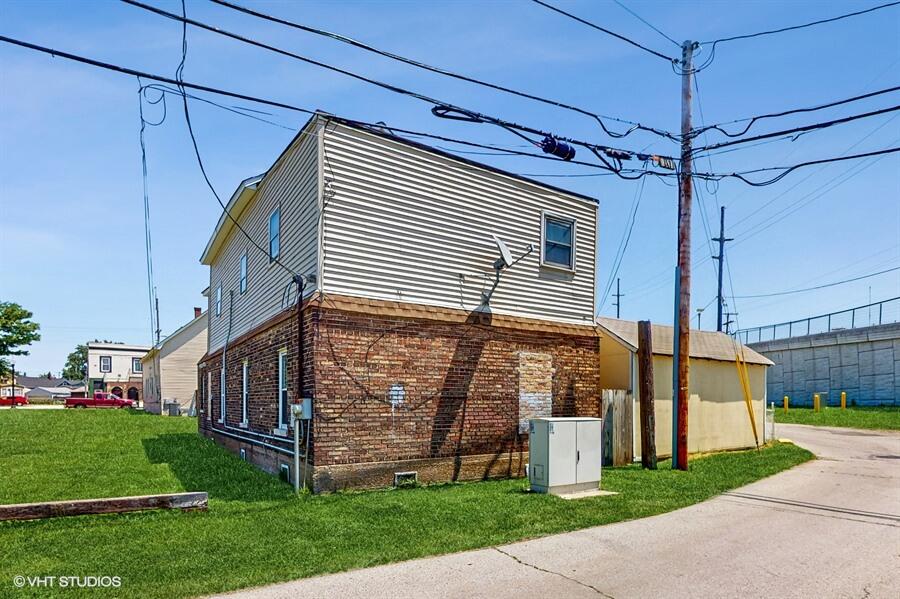 2140 Indianapolis Boulevard Whiting, IN 46394 - Photo 34 of 63 900x599