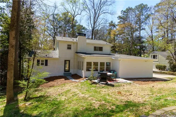 $875,000 | 204 Devonwood Drive, Sandy Springs, GA 30328