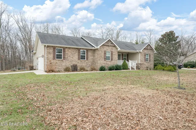 $425,000 | 91 Stonecrest Avenue, Crossville, TN 38571