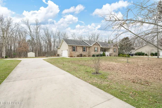 $425,000 | 91 Stonecrest Avenue, Crossville, TN 38571