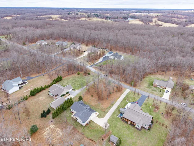 $425,000 | 91 Stonecrest Avenue, Crossville, TN 38571