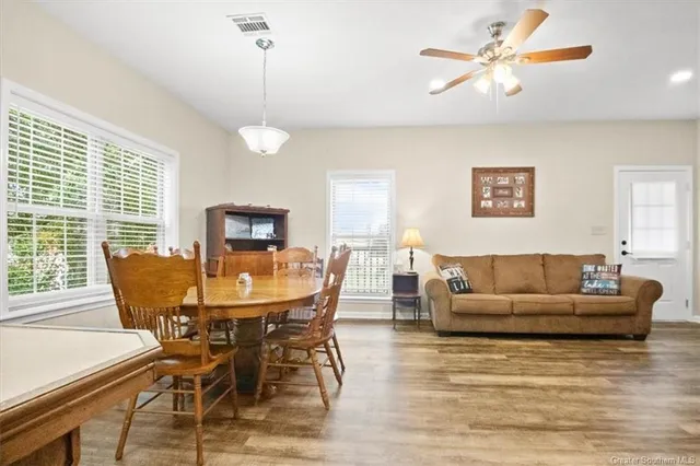 $285,000 | 122 Bank Street, Lake Charles, LA 70607