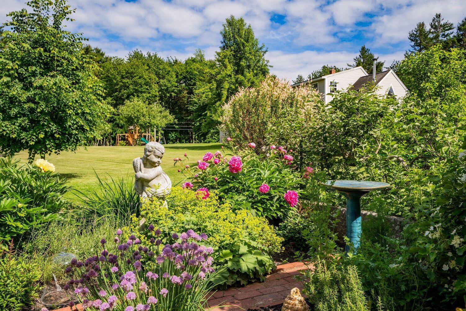 158 Alewive Road Kennebunk, ME 04043 - Photo 8 of 52 1500x100055