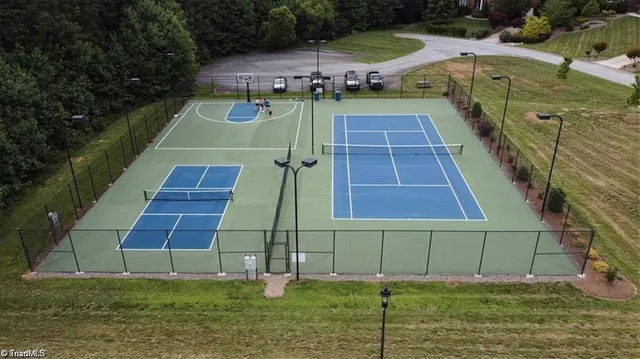 $76,999 | 8142 Rob Roy Drive, Summerfield, NC 27358