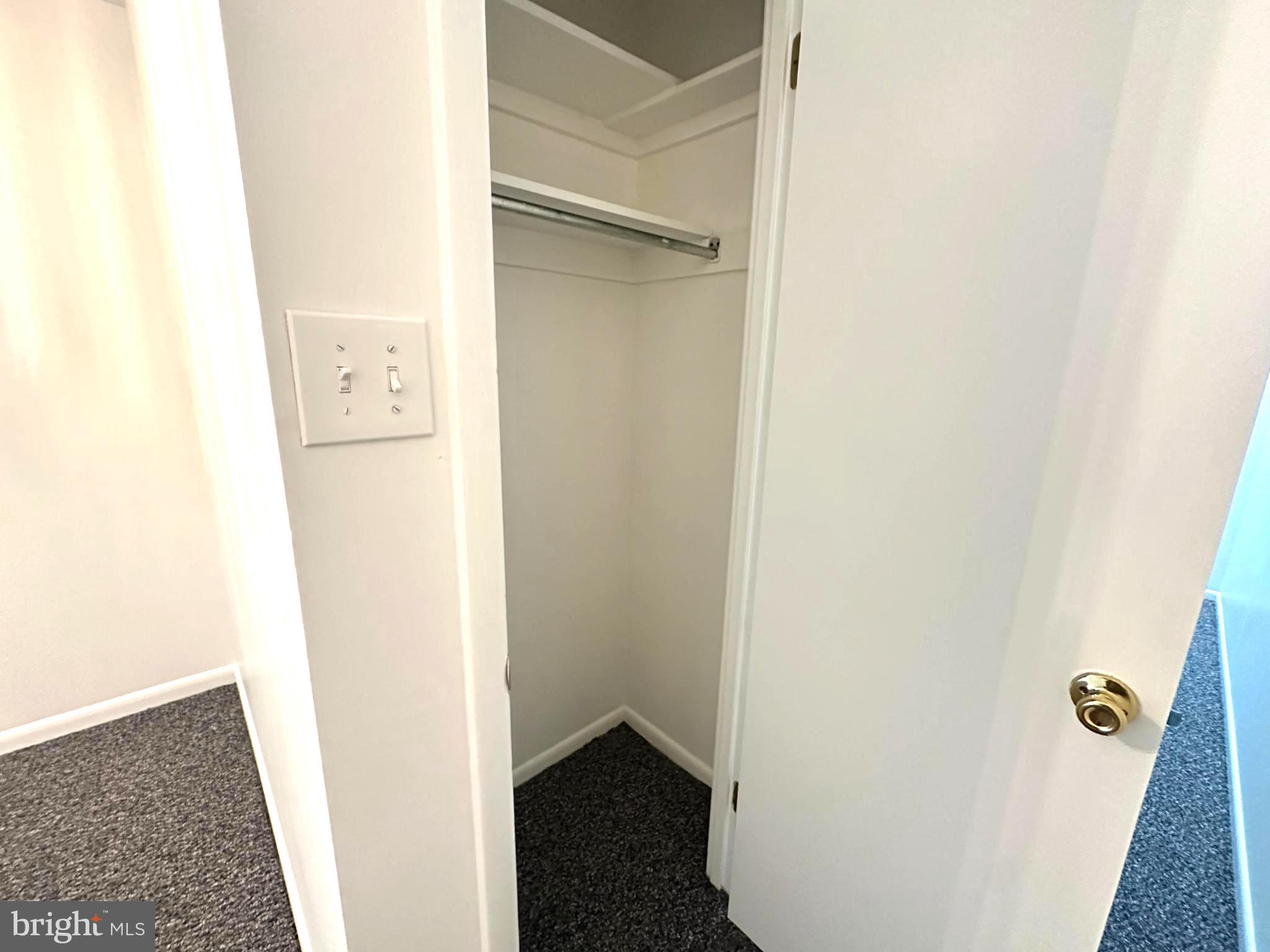 4254 Buckman Road, Unit 5 Alexandria, VA 22309 - Photo 11 of 20 a view of bathroom