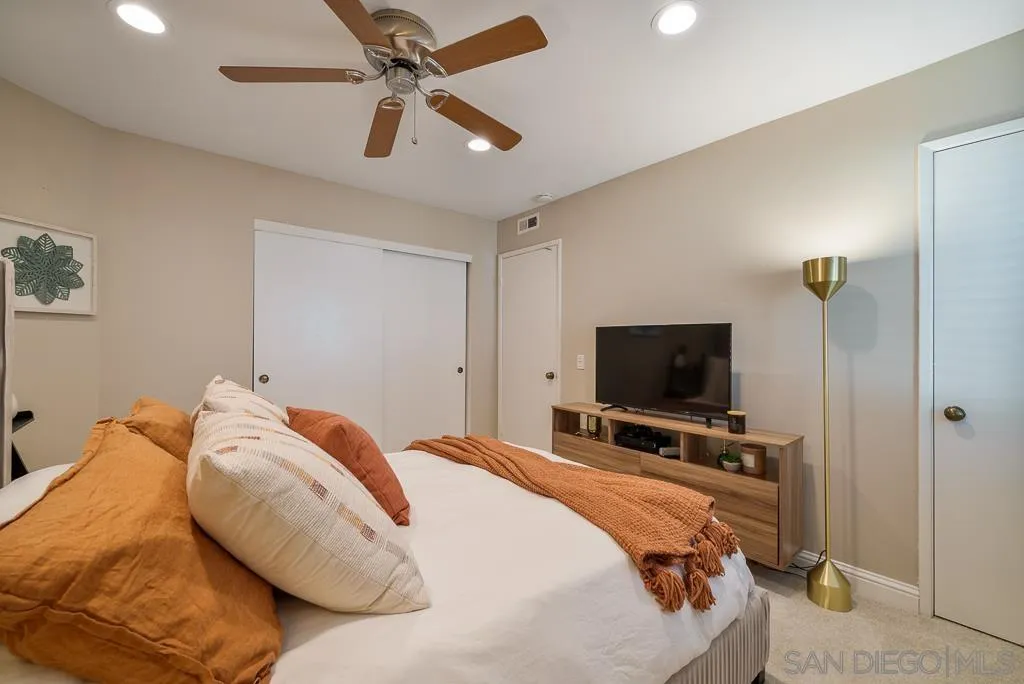 3121 Evening Way, Unit B La Jolla, CA 92037 - Photo 31 of 56
