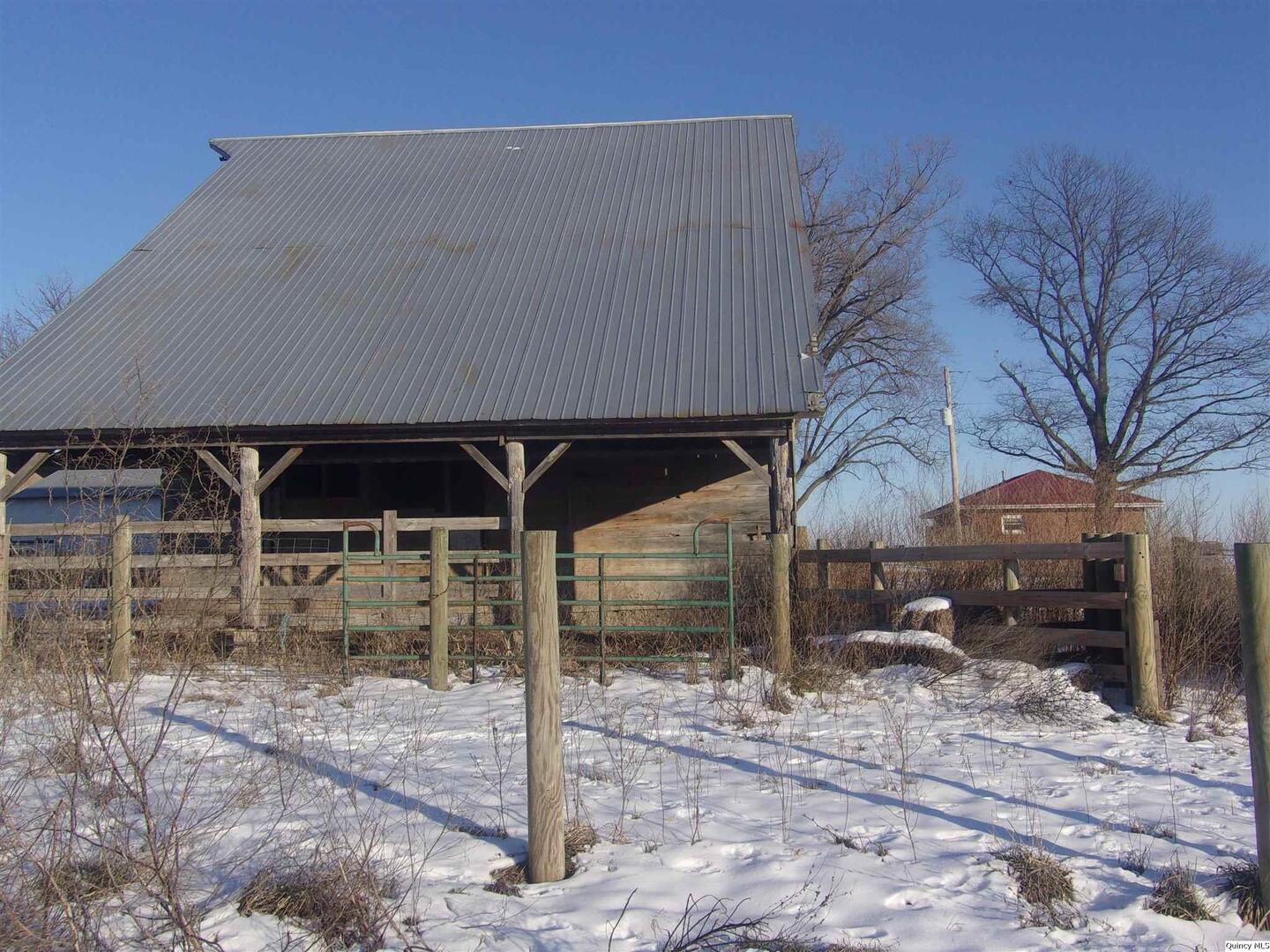 2155 North 2450th Avenue Camp Point, IL 62320 - Photo 6 of 36