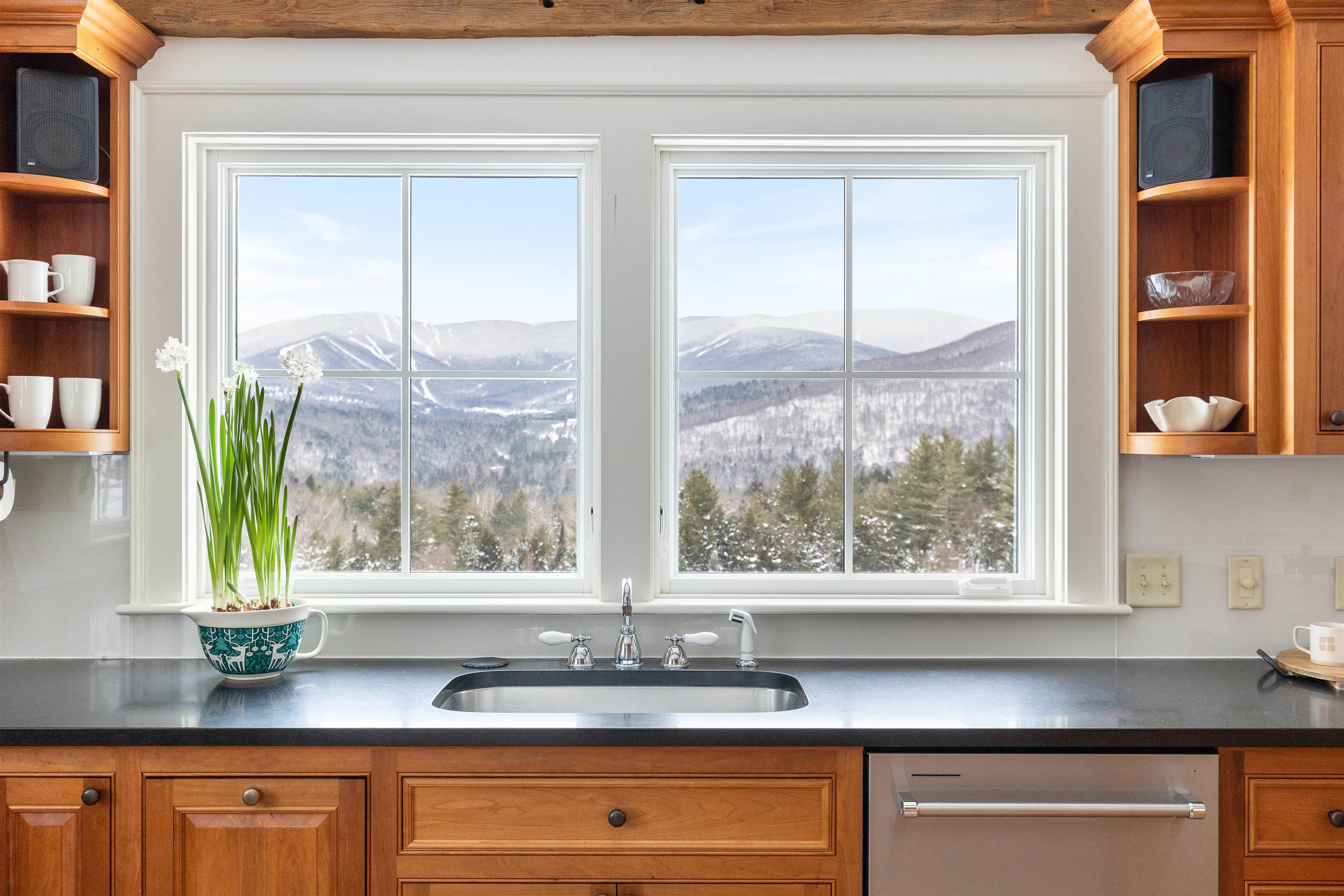 771 Airport Road Warren, VT 05674 - Photo 4 of 24