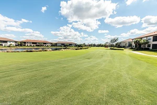 $2,500 | 9378 Pocida Court, Unit 202, Naples, FL 34119