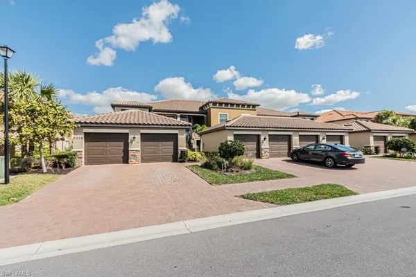 $2,500 | 9378 Pocida Court, Unit 202, Naples, FL 34119