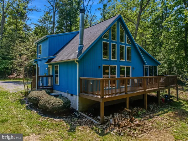 $349,900 | 115 Wampum Lane, Hedgesville, WV 25427