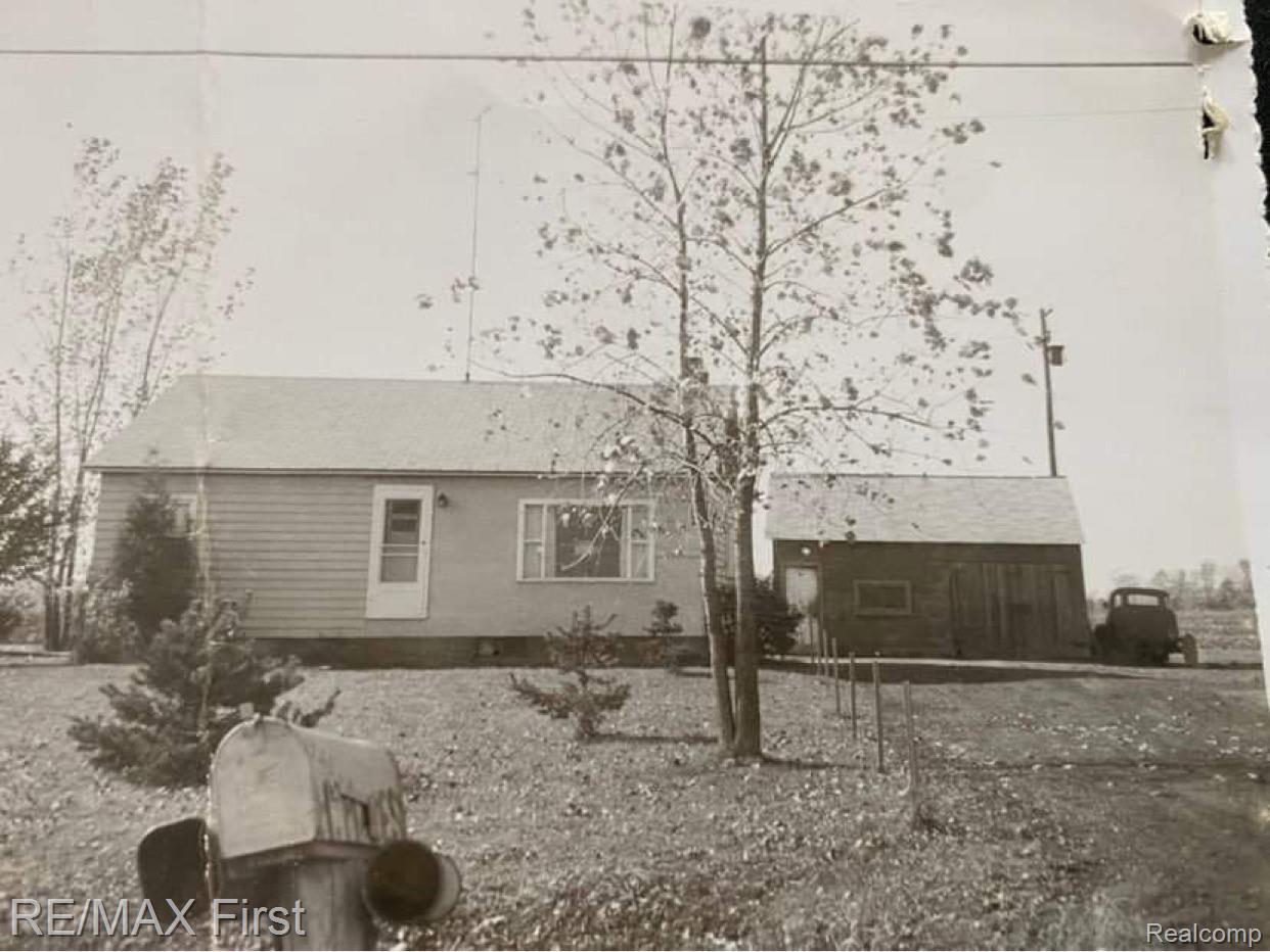 925 Range Road Smiths Creek, MI 48074 - Photo 24 of 25 23.jpg