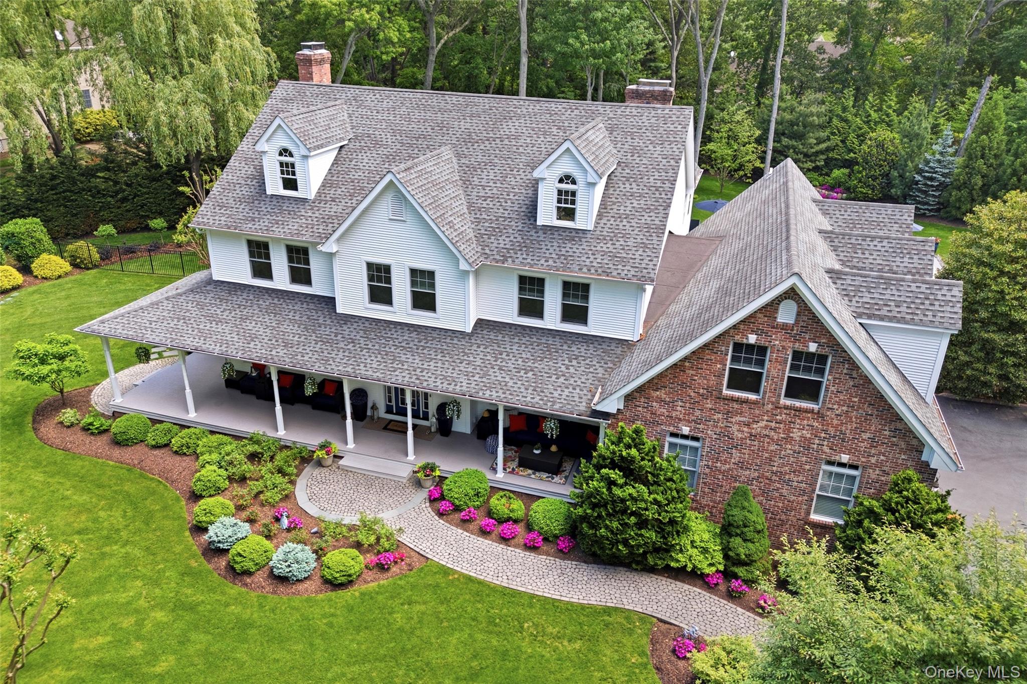 77 Mud Road Setauket, NY 11733 - Photo 2 of 46