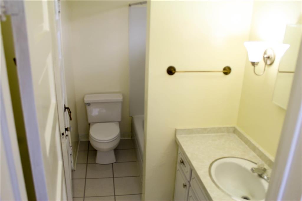 2785 Beaver Grade Road Coraopolis, PA 15108 - Photo 11 of 24 Gallery Image 11