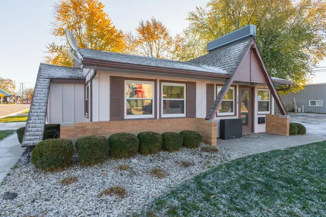 $95,000 | 110 North Ladd Street, Pontiac, IL 61764