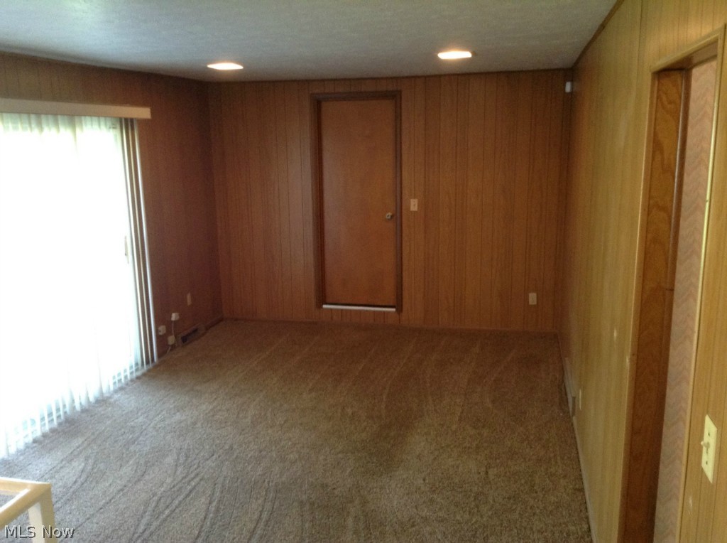 1928 Brainard Road Lyndhurst, OH 44124 - Photo 5 of 7
