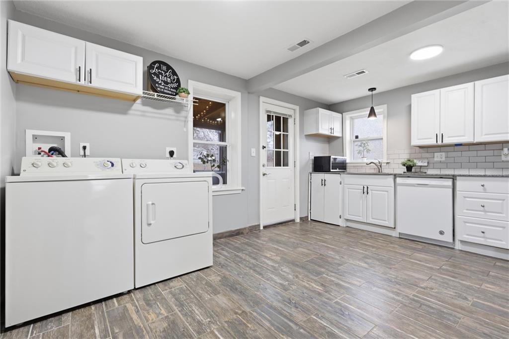 6713 South Elm Street Pleasant Valley, MO 64068 - Photo 11 of 25