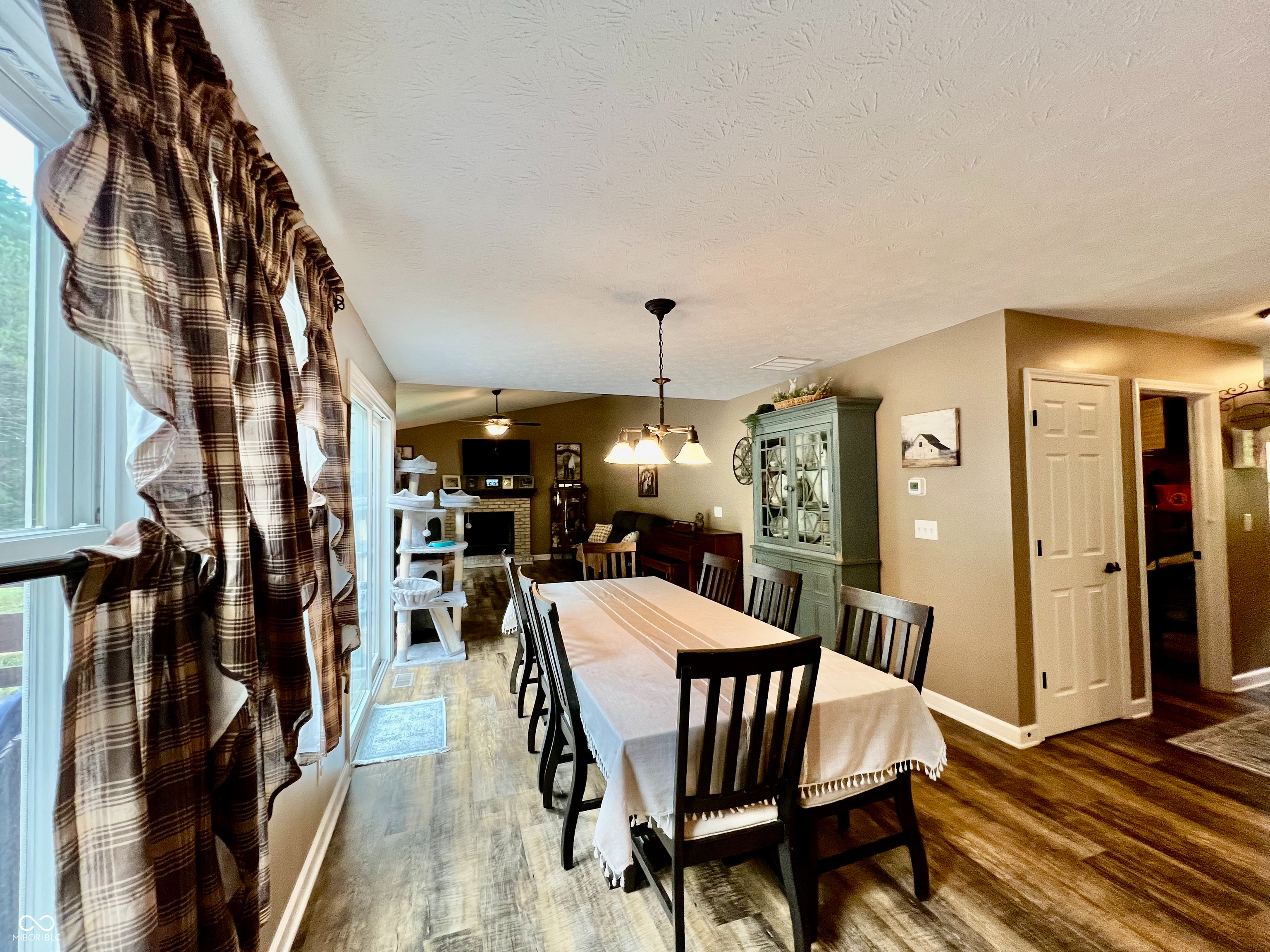 6148 Christianburg Road Columbus, IN 47201 - Photo 7 of 38 Gallery Image 7