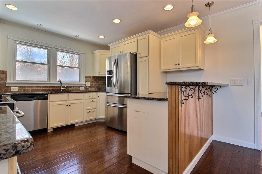 1 Jovere Drive Westerly, RI 02891 - Photo 10 of 21