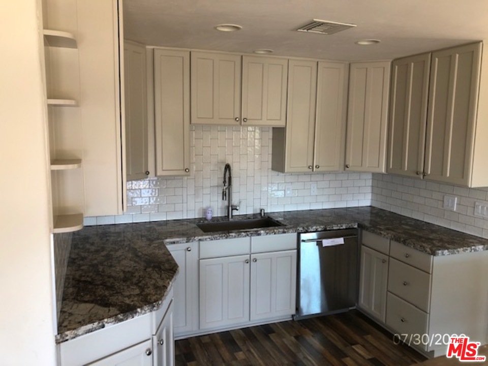 32060 Cedarcroft Road Acton, CA 93510 - Photo 4 of 10 Gallery Image 4