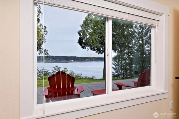 $699,000 | 187 East Vineyard Crest Road, Grapeview, WA 98546