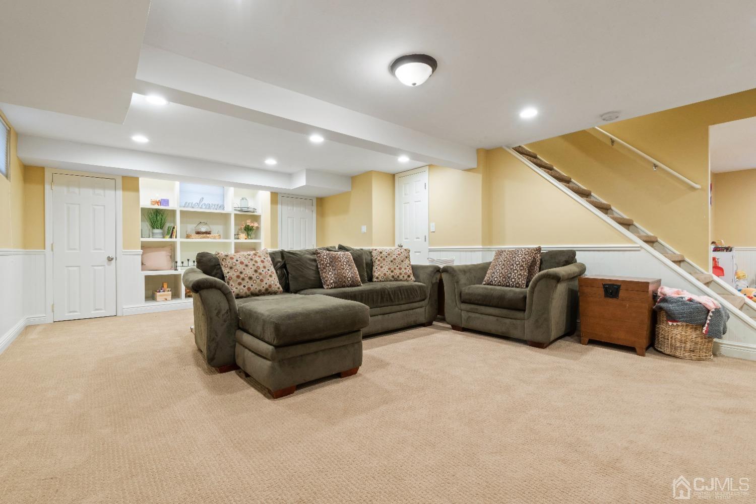 609 Ashland Road Middlesex, NJ 08846 - Photo 34 of 41 Gallery Image 34