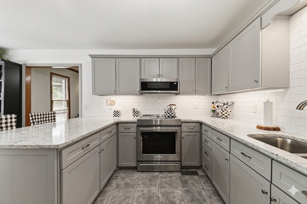 868 Tom Osborne Road Columbia, TN 38401 - Photo 13 of 41