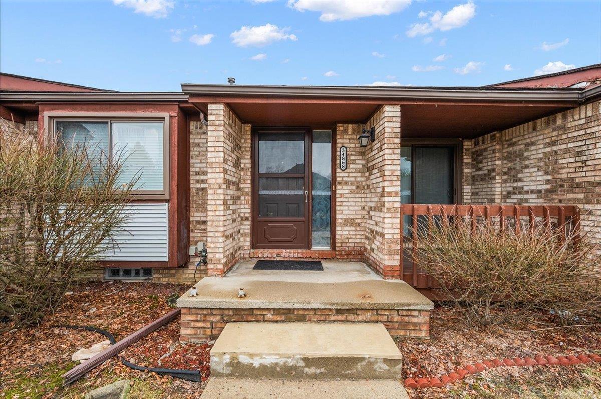34868 Mercer Lane Fraser, MI 48026 - Photo 3 of 36