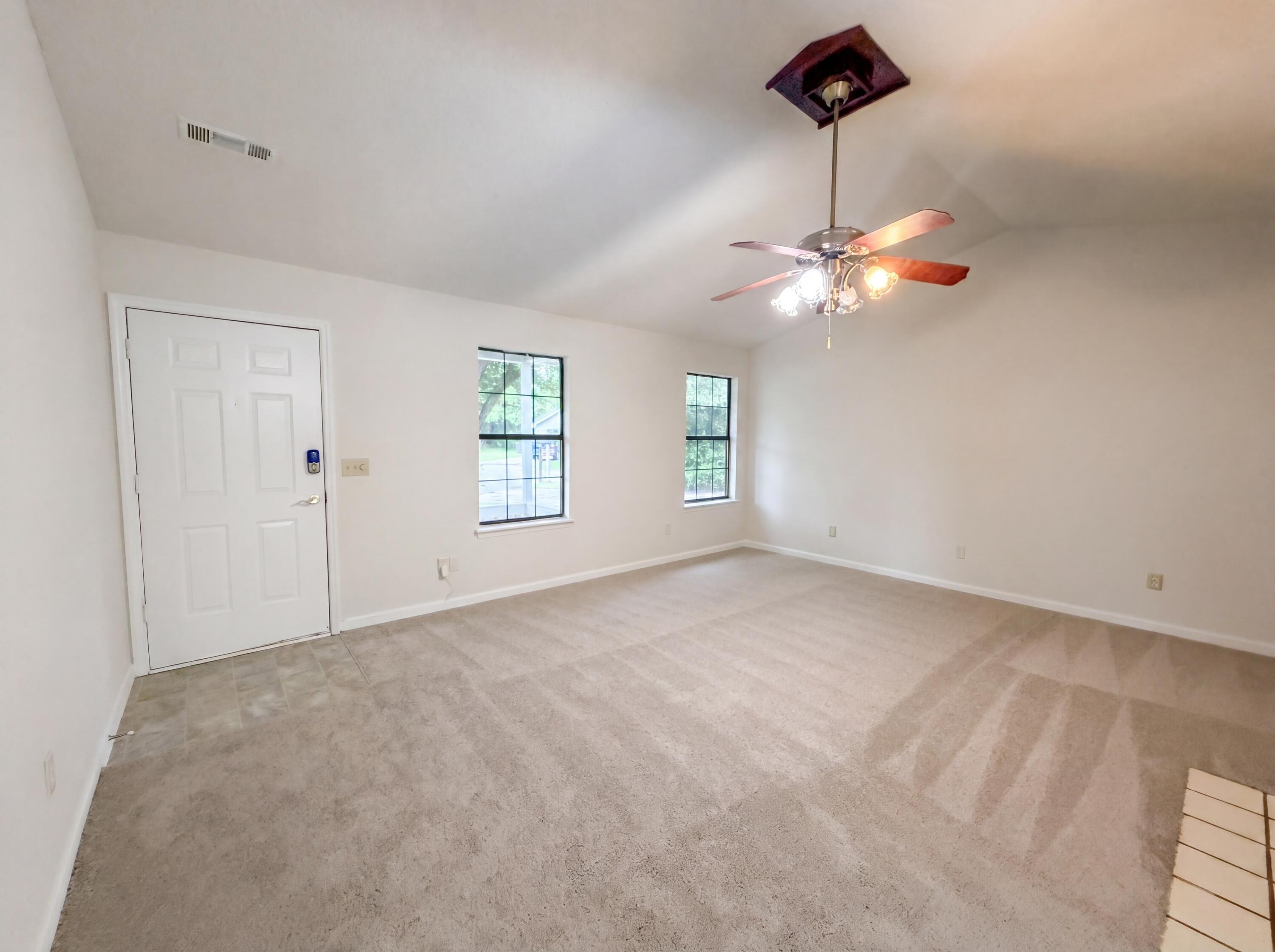 422 Allen Court Ladson, SC 29456 - Photo 6 of 17