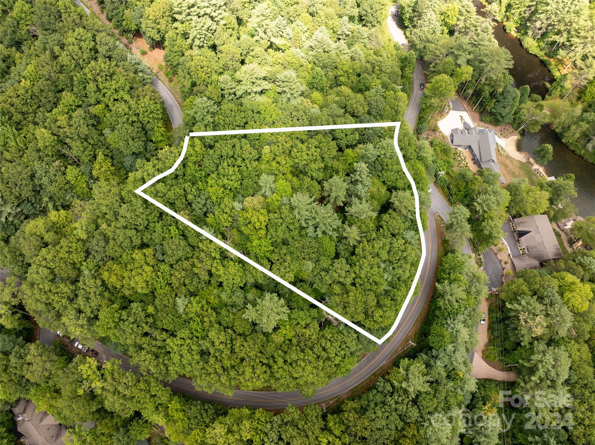 99999 Panther Ridge Road, Unit 2R Lake Toxaway, NC 28747 - Photo 3 of 36 Gallery Image 3