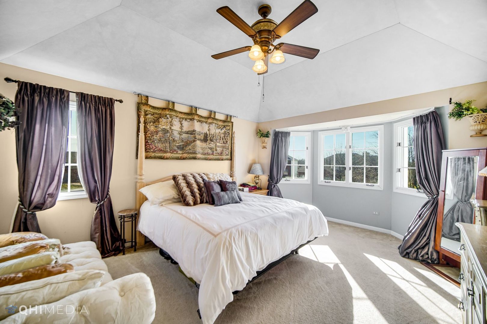 13243 Sunderlin Road Plainfield, IL 60585 - Photo 20 of 40 a bedroom with a bed and a large window