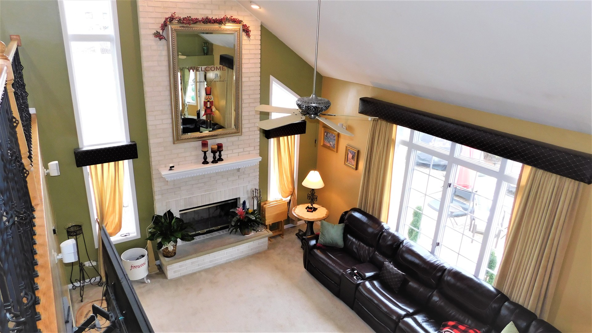 13243 Sunderlin Road Plainfield, IL 60585 - Photo 25 of 40 a room with gym equipment