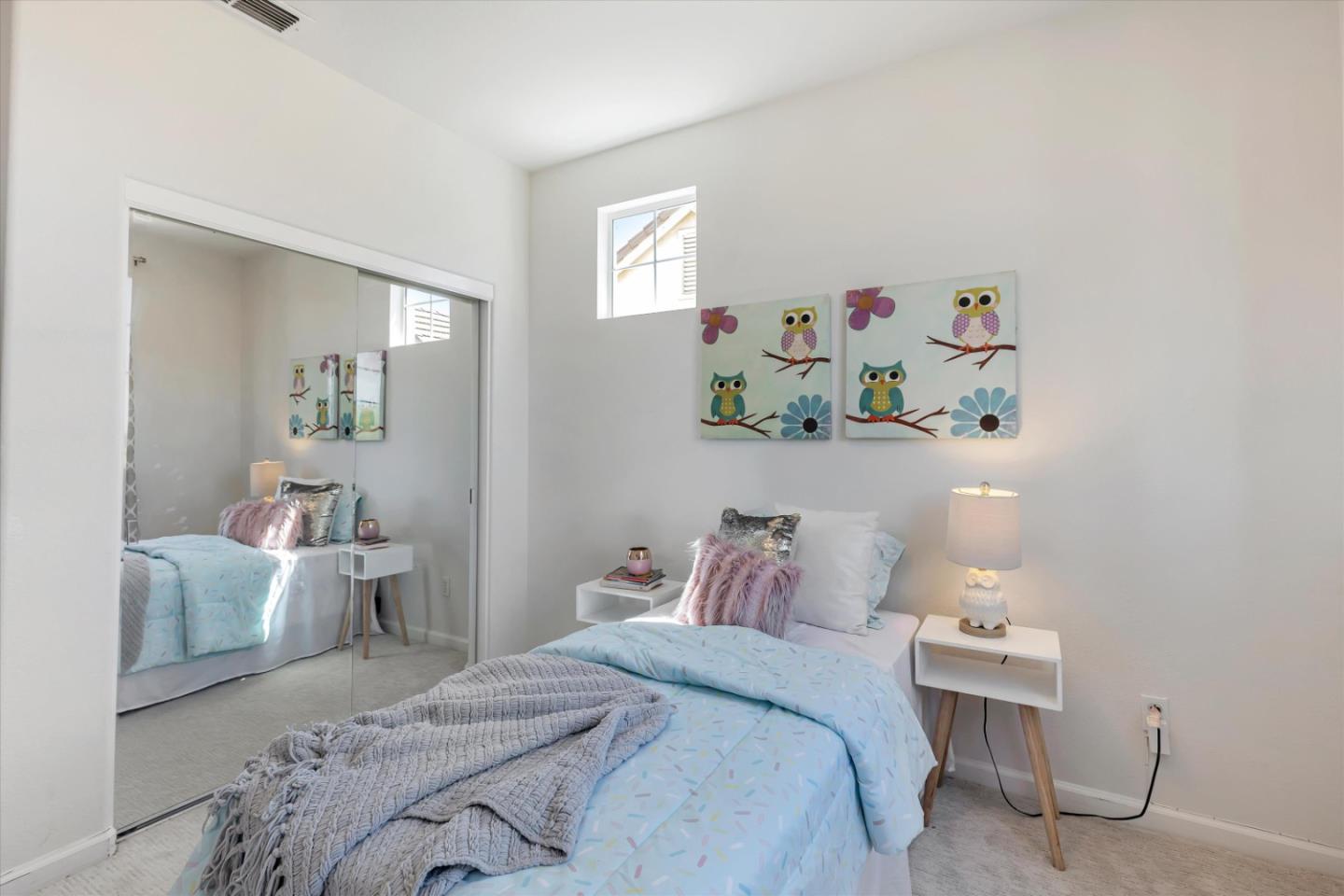 252 Comeabout Circle Pittsburg, CA 94565 - Photo 23 of 41 a bedroom with a bed and furniture