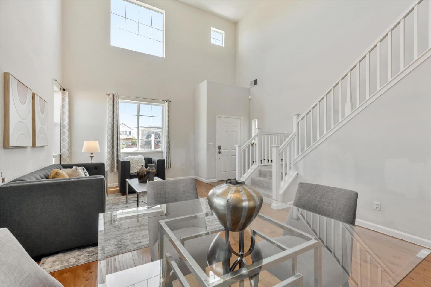 252 Comeabout Circle Pittsburg, CA 94565 - Photo 3 of 41 a living room with furniture and a dining table