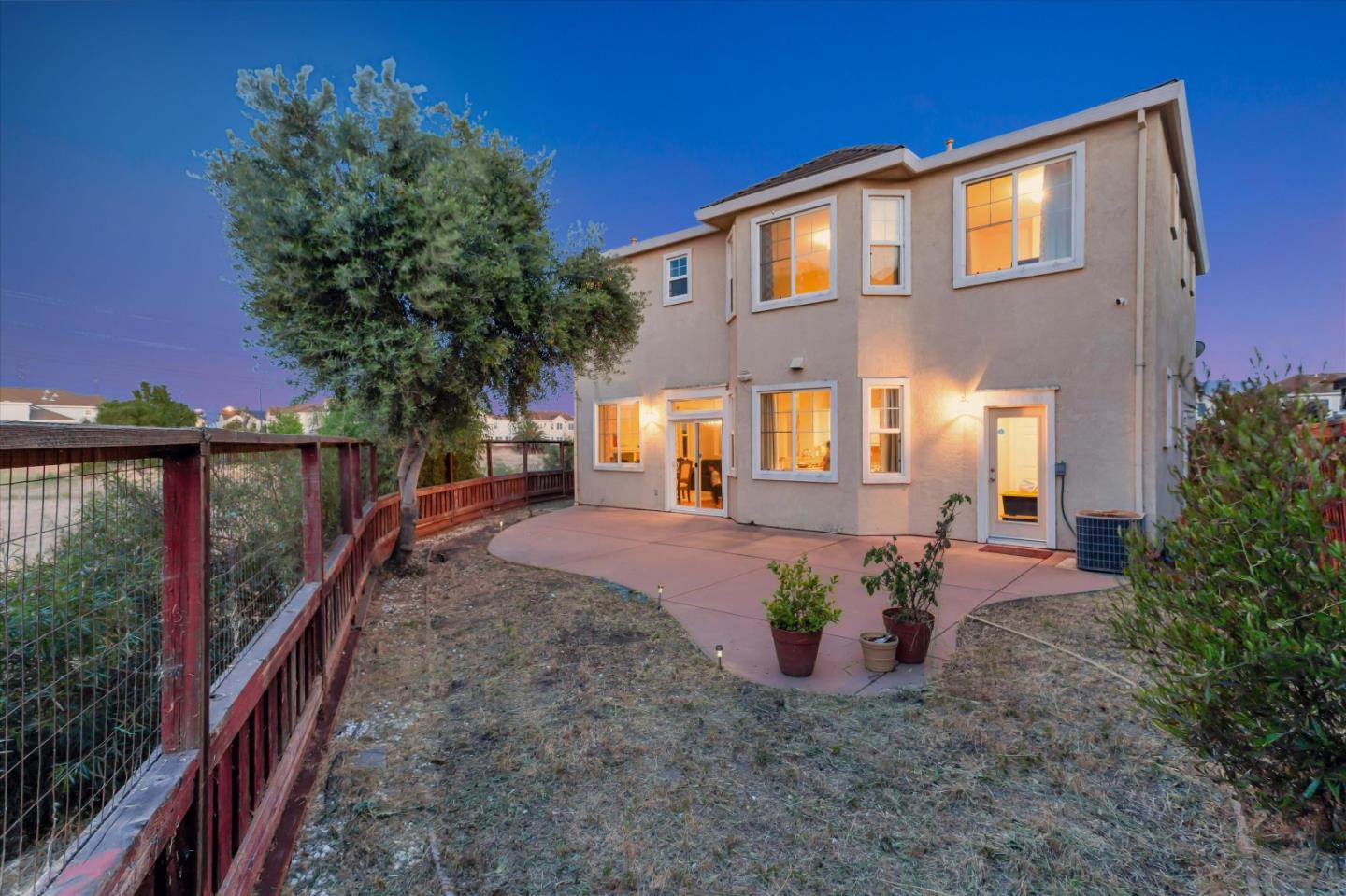 252 Comeabout Circle Pittsburg, CA 94565 - Photo 35 of 41 a front view of a house with garden